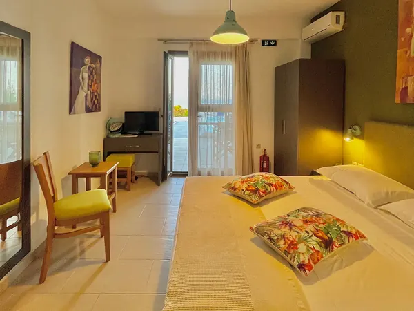 Studio at Koumaros ApartHotel
